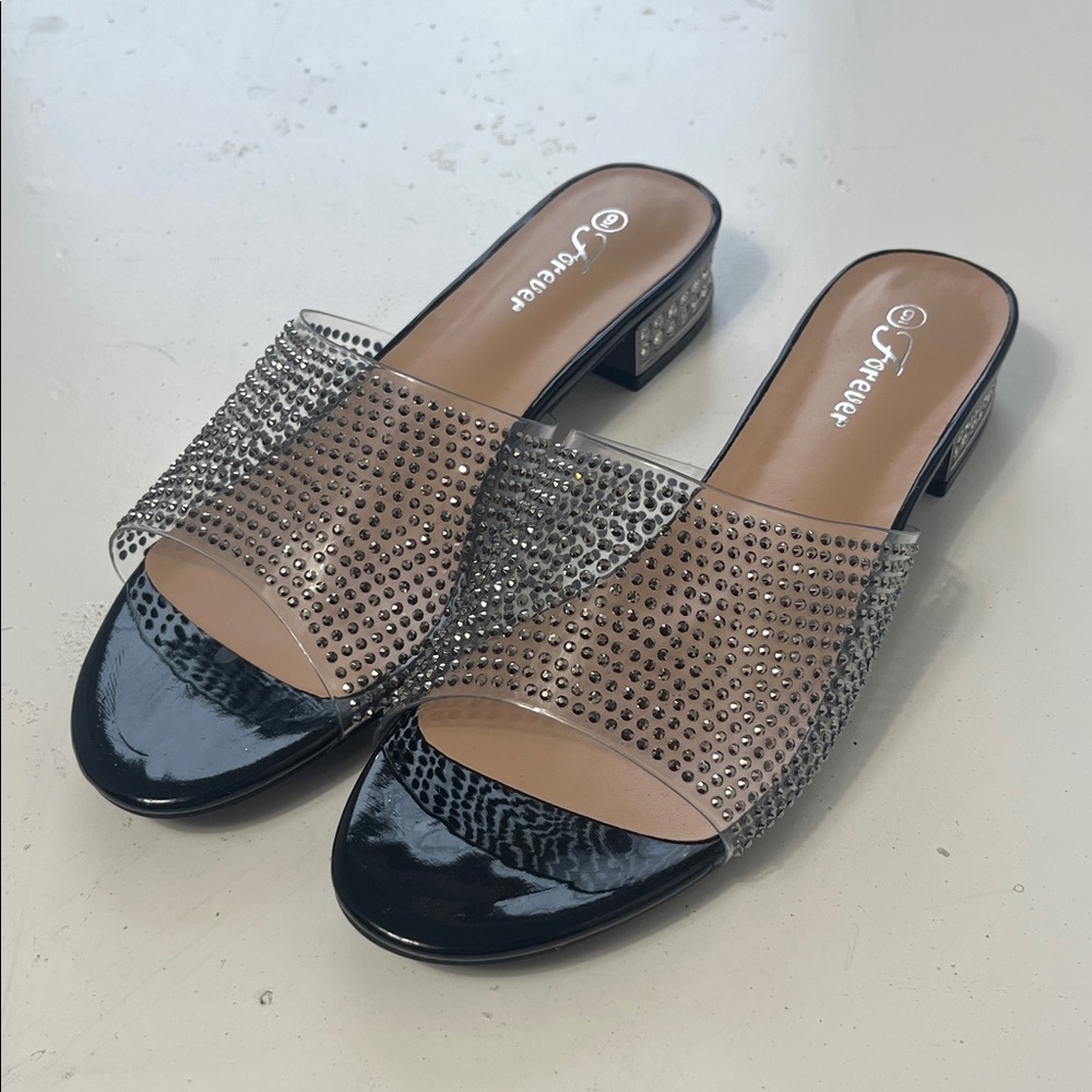 Forever Sz 9 Clear Studded Silver Small Heeled Flip Flop Open Toe Shoe